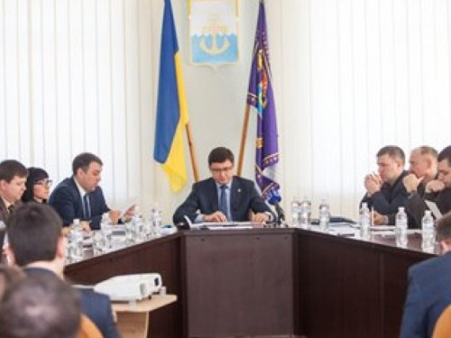 В Мариуполе упростили механизм выдачи матпомощи пострадавшим от обстрелов