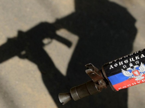 В Донецкой области боевика узнали по обуви