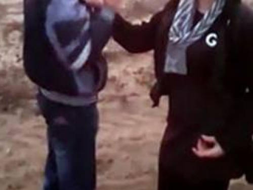 В Донецкой области школьница снимала на видео унижение сверстника с инвалидностью