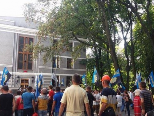Шахтеры объявили в Киеве бессрочную акцию протеста 