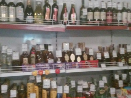 В Мариуполе без разрешения торгуют алкоголем и сигаретами