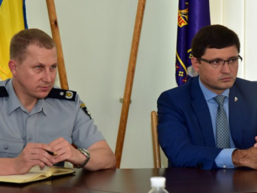 В Мариуполе власти решили запретить антикоррупционный пикет под облпрокуратурой