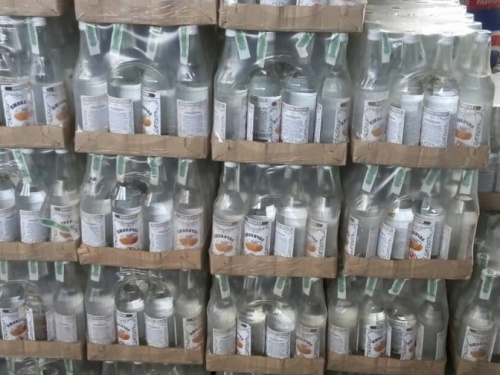 В мариупольских магазинах торговали поддельным «элитным» алкоголем