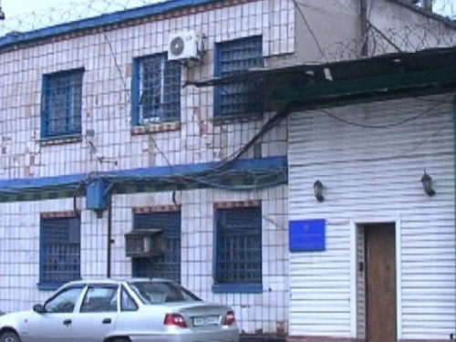 В следственный изолятор Мариуполя пытались пронести коноплю