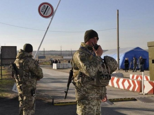 КПВВ на Донбассе могут закрыть на две недели из-за коронавируса
