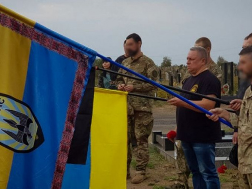 В Мариуполе попрощались с украинским бойцом, погибшим от пули снайпера (ФОТО)