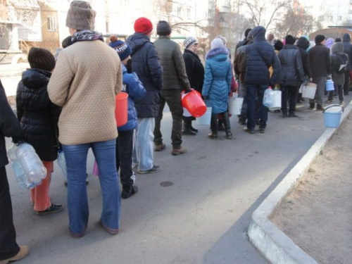 ЧП. На Донетчине не могут восстановить трубопровод. Более 40 тыс. людей без водоснабжения