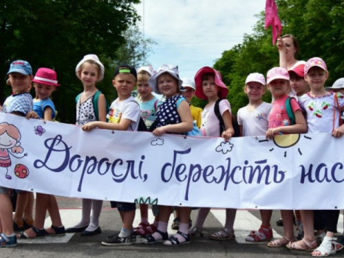 В Мариуполе проведут детский флешмоб, парад байкеров, танцы на роликах 