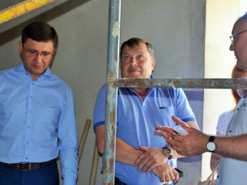 В Мариуполе строят насосную станцию, которая обеспечит водой целый микрорайон (ФОТО)