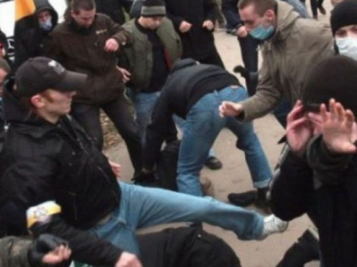 Конфликт перерос в массовую драку со стрельбой: подробности потасовки в Волновахском районе