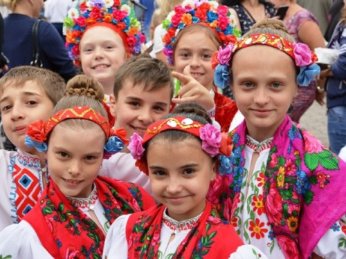 Мэр Мариуполя поблагодарил защитников Мариуполя и его жителей за то, что отстояли город (ФОТО)