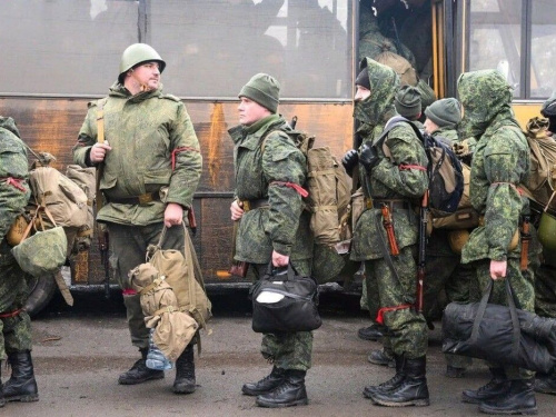 Українська розвідка завербувала російського військового, який допоміг вивести 11 окупантів
