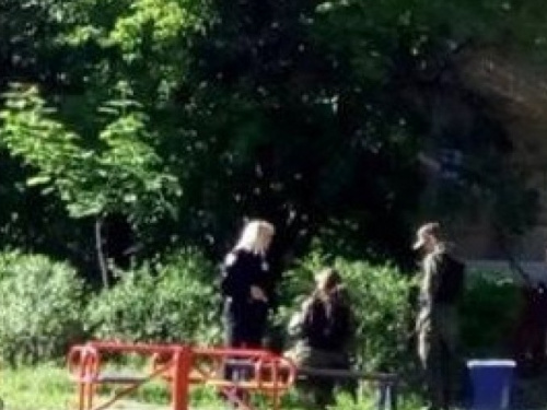 Мариупольский подросток застал полицейских врасплох, слив на них компромат (ФОТО)