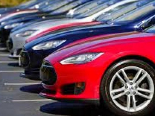 Мариупольцы с элитными авто лидируют по уплате транспортного налога в области