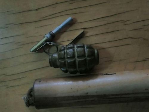 На вокзале в Мариуполе задержали мужчину с гранатой