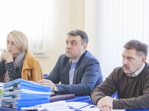 За безопасностью и порядком в Мариуполе будут следить умные видеокамеры и новое коммунальное предприятие