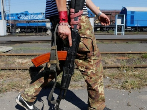 За торговлю оружием из зоны АТО трое мужчин сядут в тюрьму на пять лет