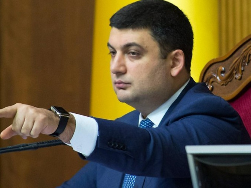 За взятки – на передовую в АТО: Гройсман предложил мобилизовать чиновников-коррупционеров