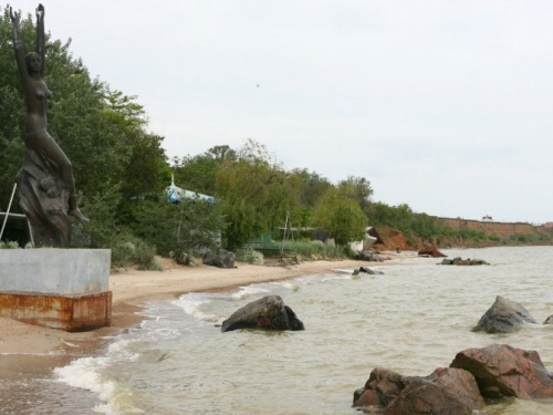 Жители поселков под Мариуполем добиваются присоединения к городу