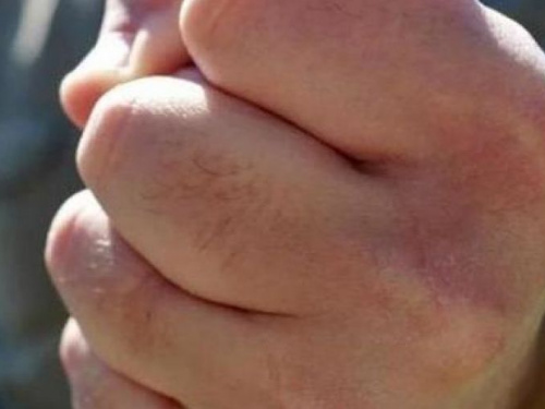 Смертельные удары камнем по лицу: мариуполец «расправился» с избранником экс-возлюбленной