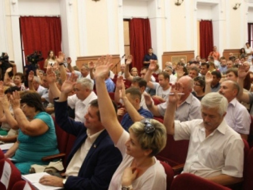 Зоопарку в Мариуполе быть! Землю выделили, но четверка депутатов воздержалась