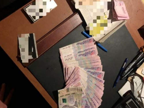Услуги «с клубничкой»: на Донетчине гостиницу превратили в бордель (ФОТО)