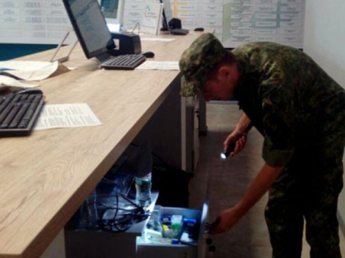 Звонок о минировании Центра админуслуг в Мариуполе поступил из Донецка (ФОТО)
