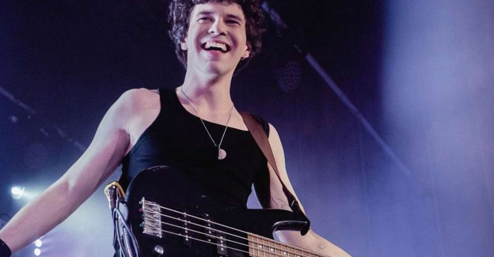 Слухаємо українське: виконавець ENLEO з Маріуполя презентував чуттєву пісню Вальс під вибухи