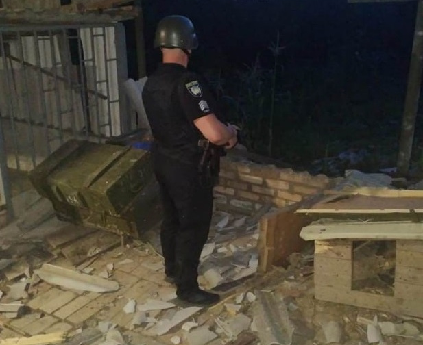 Окупанти вдарили по Костянтинівці касетними снарядами зі Смерчу: поранені троє людей