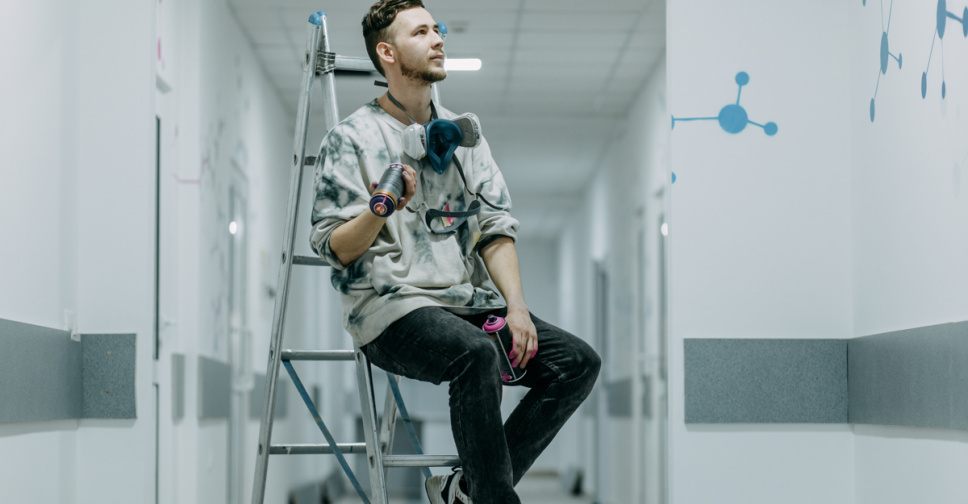 Маріуполець створив стінопис про Маріуполь та прикрашає Львів яскравим стріт-артом