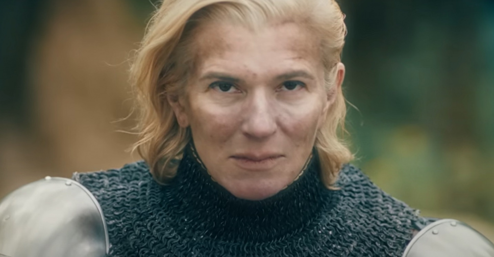 Не віддавай своїх темряві: парамедик з Маріуполя Юлія Паєвська знялася в кліпі