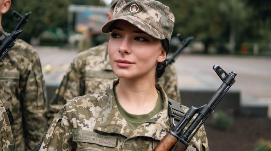 Майбутня прикордонниця мріє повернутися у рідний Маріуполь
