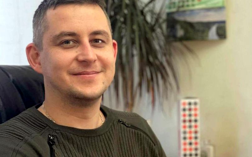 Маріуполець Віталій Васильченко втратив дружину через війну, але віра в Перемогу його не залишила