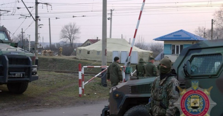 Блокада: Полиция Донецкой области перекрыла маршруты перемещения грузов на неподконтрольную территорию (ФОТО+ВИДЕО)