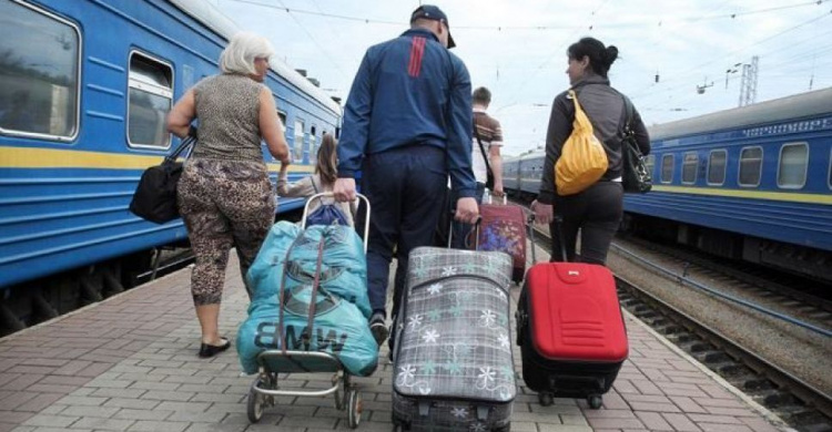 «ЗаАрканили» и могут лишить выплат переселенцев из Донбасса