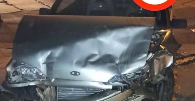 В Мариуполе «лоб в лоб» столкнулись автомобили