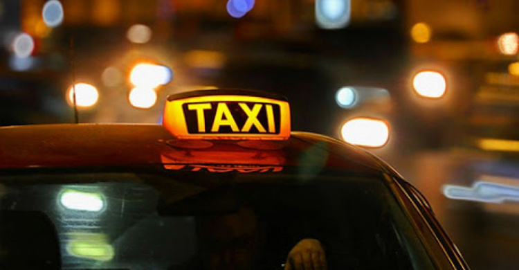 В Мариуполе наркодилер убегал от полиции на такси