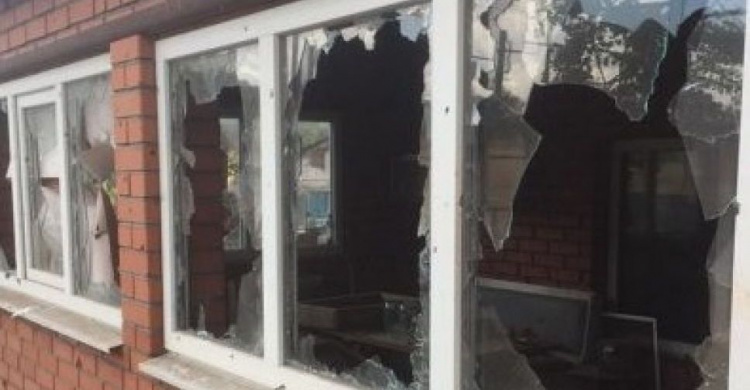 Жители Чермалыка рассказали об обстреле их дома из миномёта