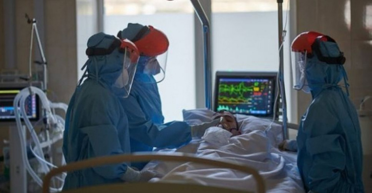 В Украине число людей, у которых диагностировали COVID-19, перевалило за 200 тысяч