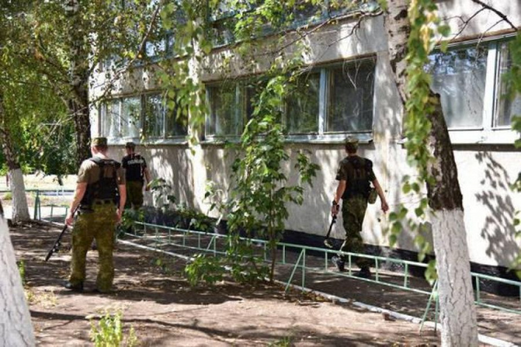 Школы в прифронтовых городах Донецкой области готовы к учебному году (ФОТО+ВИДЕО)