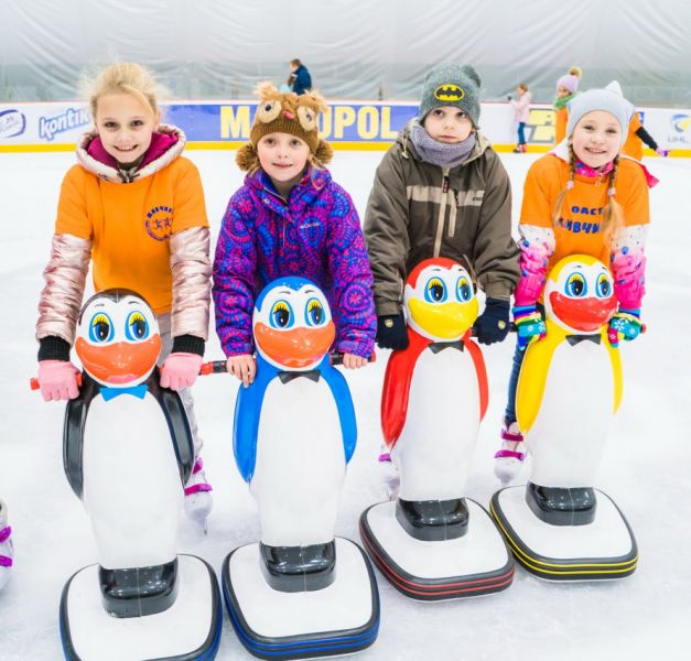 Самые зимние развлечения: несколько причин провести новогодние праздники в Mariupol Ice Center