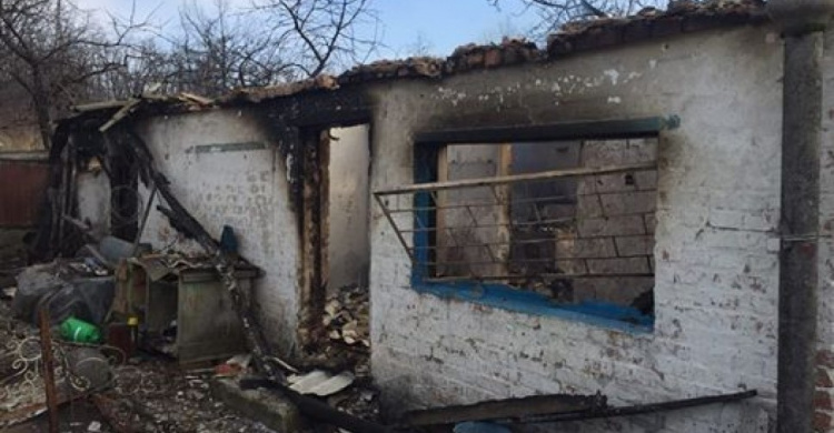 В сети появились фото последствий артобстрела Авдеевки в Донецкой области (ФОТО)