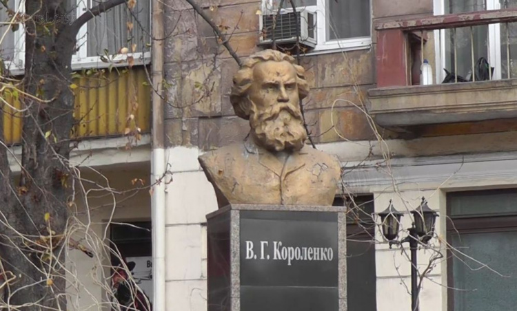 Мариупольцам показали малоизвестные памятники города (ФОТО+ВИДЕО)