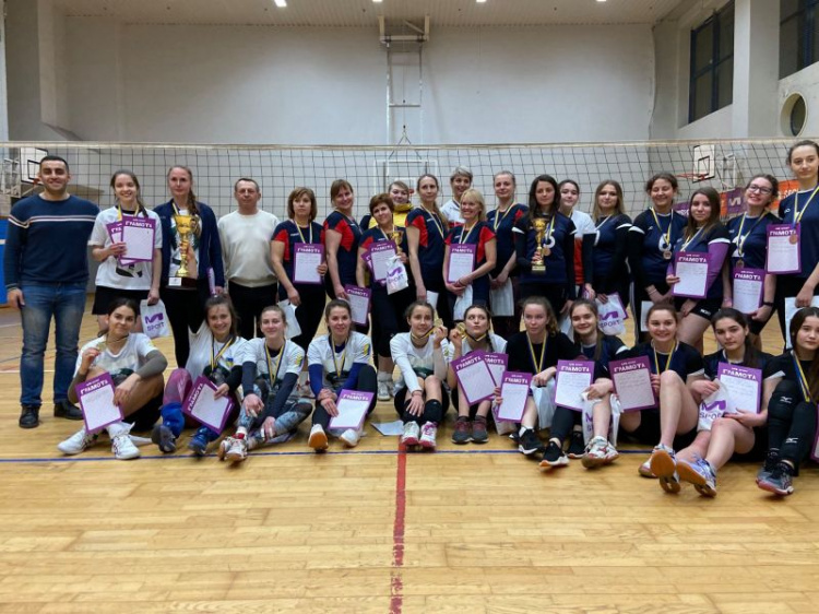 Впервые в Мариуполе прошел финал женского волейбольного чемпионата