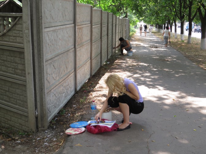 В центре Мариуполя на деньги Великобритании появится  подсолнечниковое поле (ФОТО)