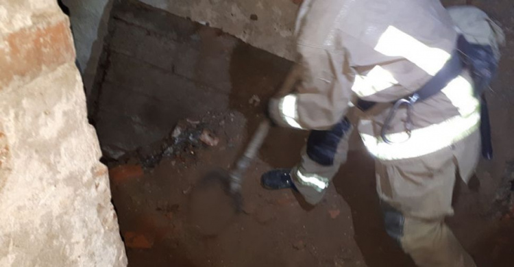 На Донетчине обвалился подвал дома: погиб один человек, второй – в больнице (ФОТО)