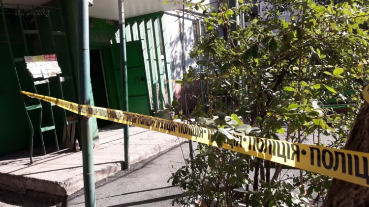 Полиция Мариуполя назвала приметы подозреваемого в убийстве Джумаева (ФОТО)