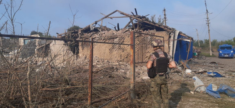Окупанти вбили двох жителів Донеччини та обстріляли цвинтар у Краматорську (ФОТО)