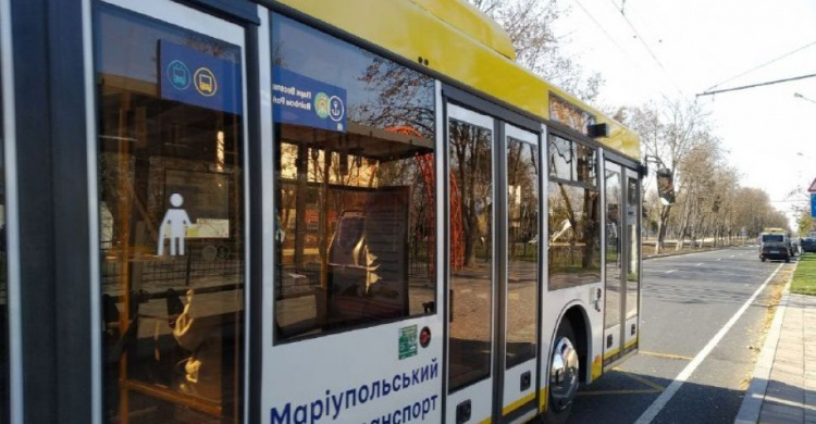 В Мариуполе жители Восточного просят увеличить количество автобусов в выходные дни