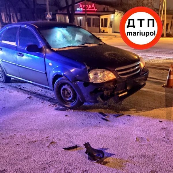 На заснеженных улицах Мариуполя всплеск аварий